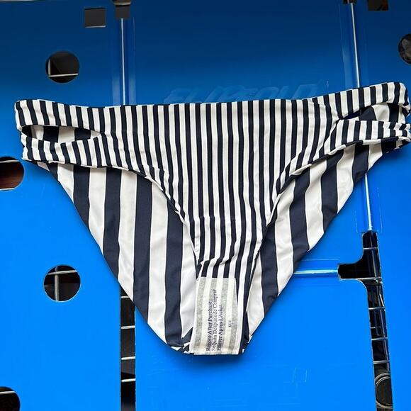 Roxy Parallel Paradiso Reversible Bikini Bottoms NWOT - Picture 12 of 13